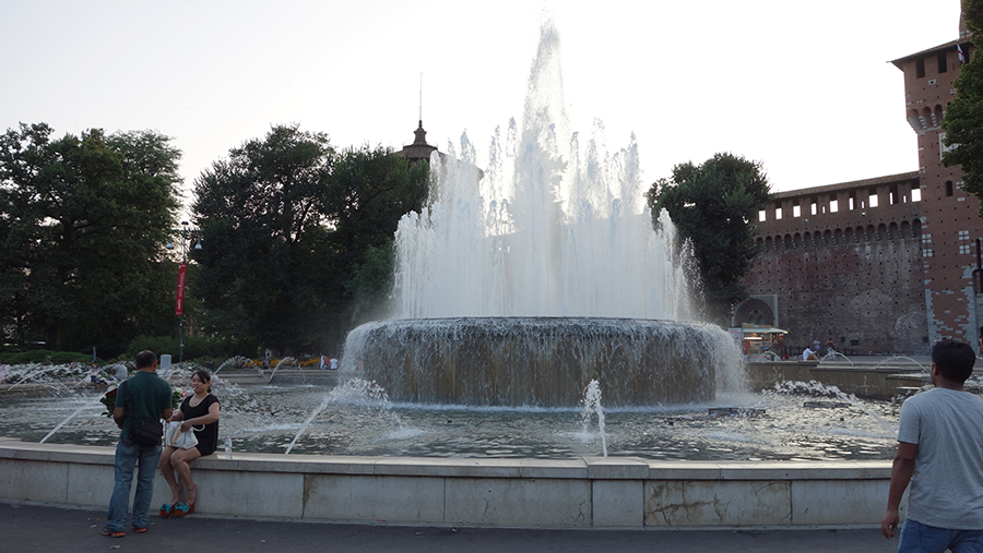 фонтан в Милане