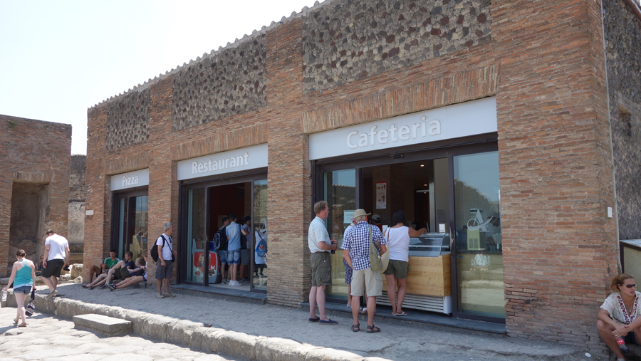 кафетерий в Помпеях