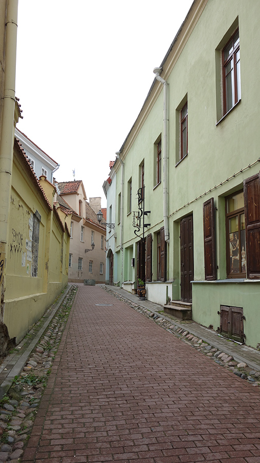 Улицы в старом городе в Вильнюсе