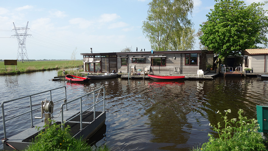 голландские плавучие домики