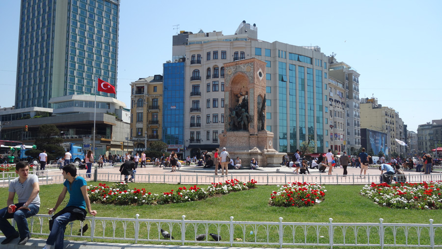 площадь Таксим