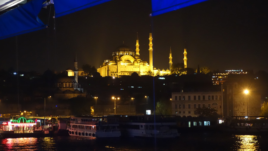 мечеть ночью