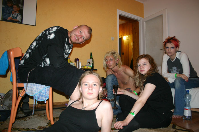 castle party 2005, пьем джин в Болкове