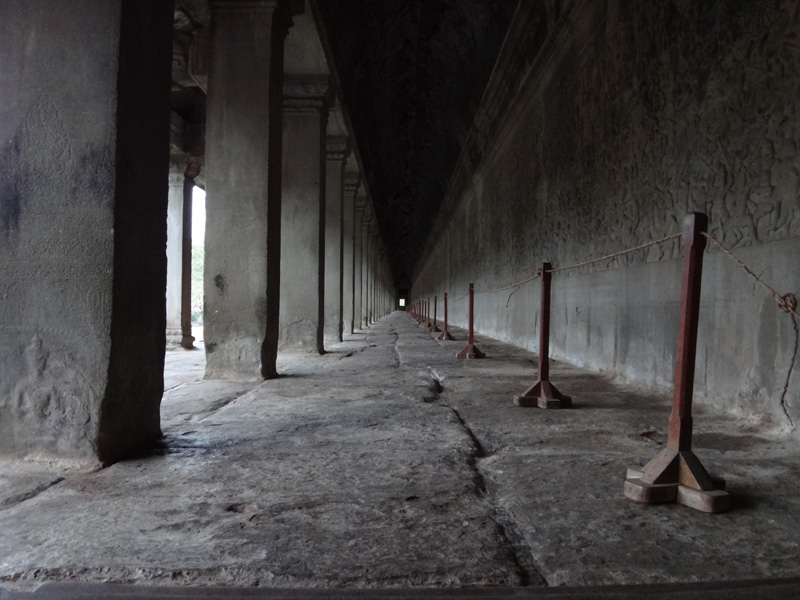 коридоры в ангкор ват
