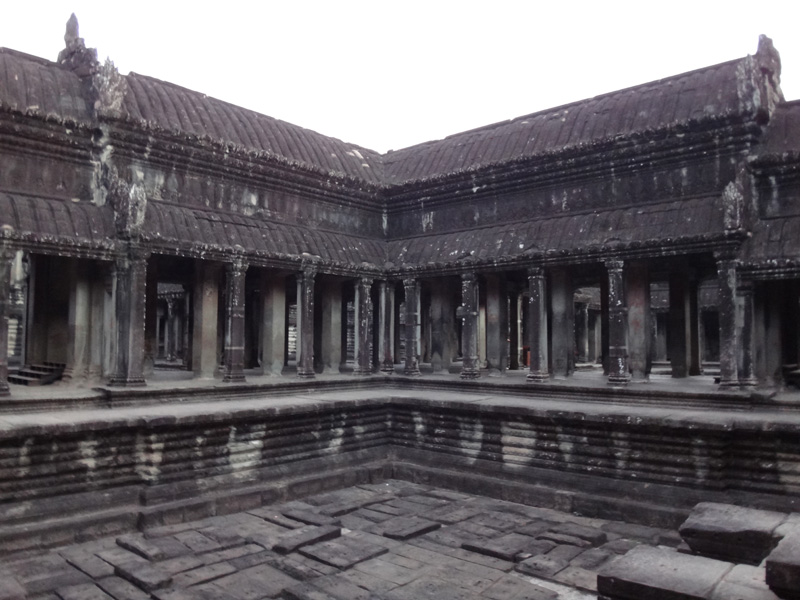 бассейн в ангкор вате