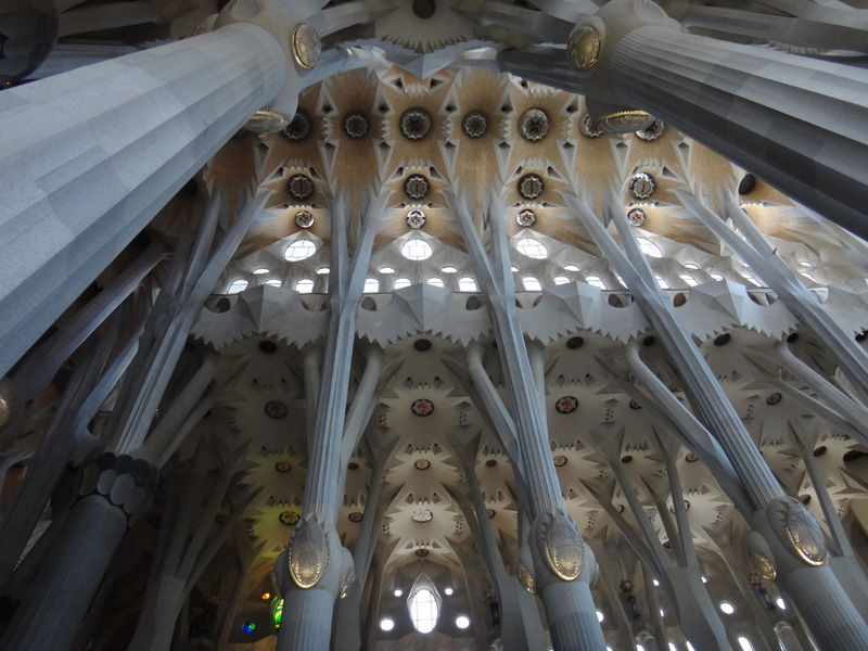 своды sagrada familia