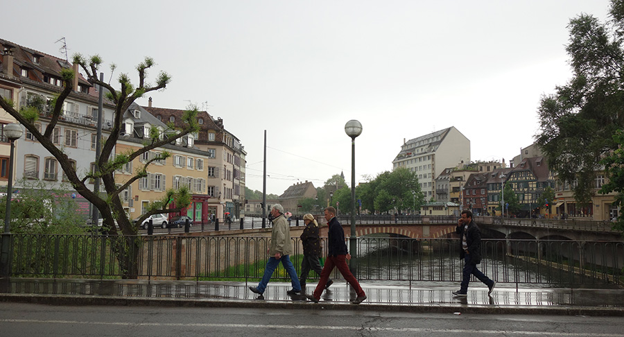 пешеходный мост в Страсбурге