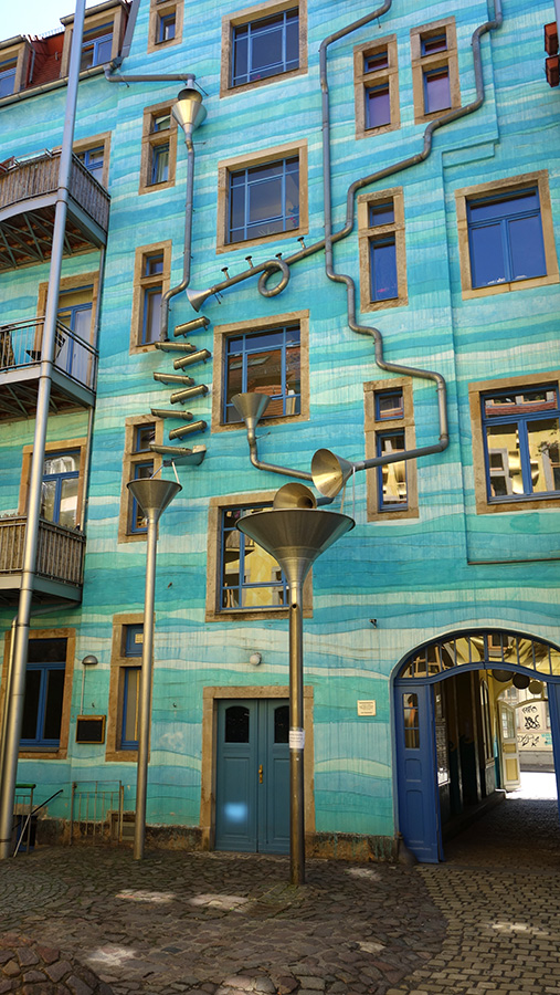 дом с трубами в Дрездене