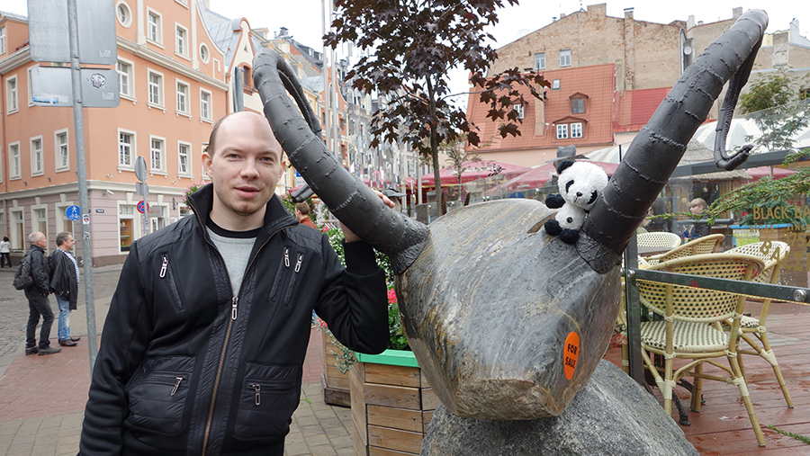 Сережа и панда в Риге