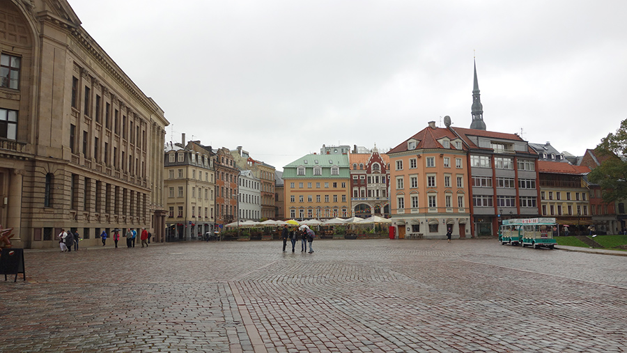 площадь в центре Риги