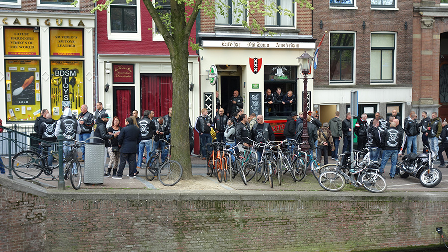байкеры в Амстердаме