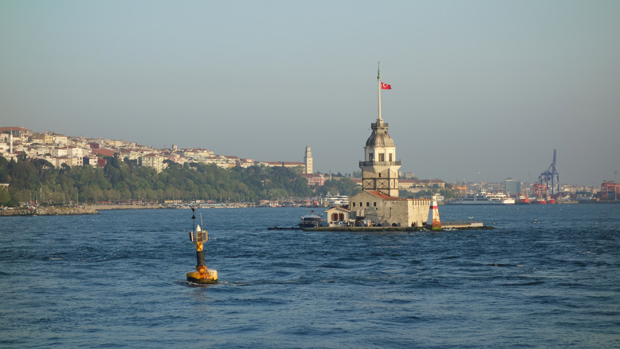 маяк в Стамбуле